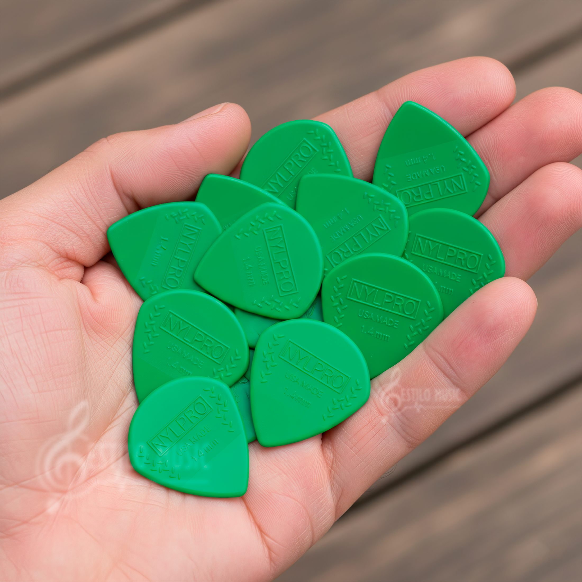 Puas Planet Waves 3NPP7-10 de nylon calibre 1.4 mm color verde para guitarra estilo jazz