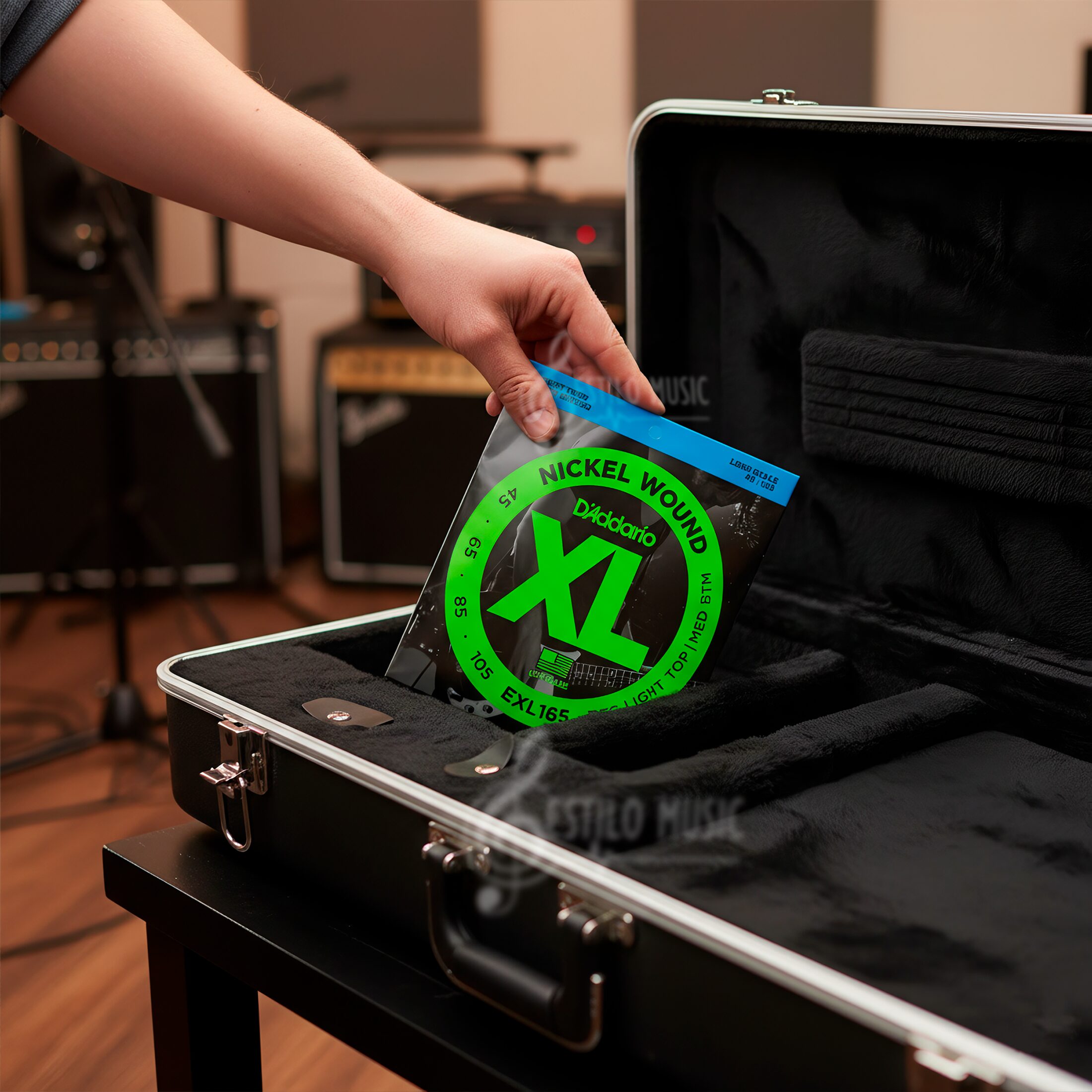 Cuerdas Bajo Electrico Daddario Exl165 45-105 de 4 cuerdas con entorchado de acero niquelado, modelo EXL165.