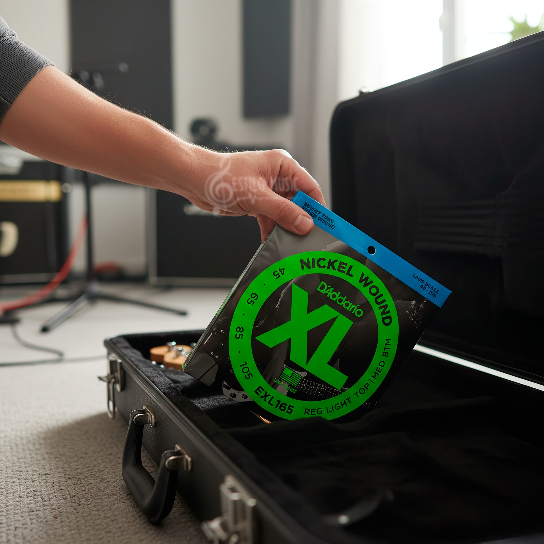 Cuerdas Bajo Electrico Daddario Exl165 45-105 de 4 cuerdas con entorchado de acero niquelado, modelo EXL165.