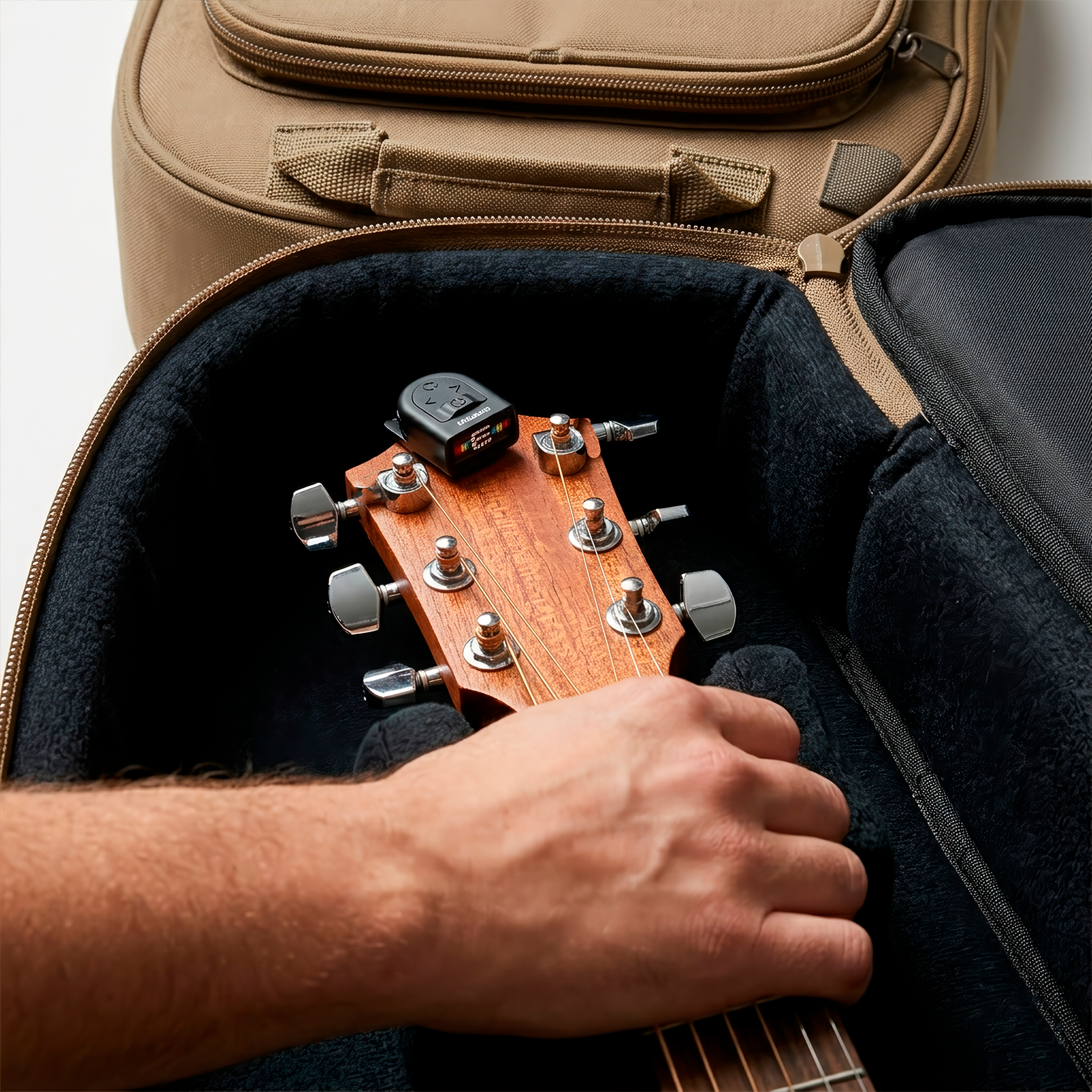 Afinador Guitarra PW-CT-12 MICRO Daddario uso en guitarra bajo ukulele METIENDO EN UNA FUNDA LA GUITARRA