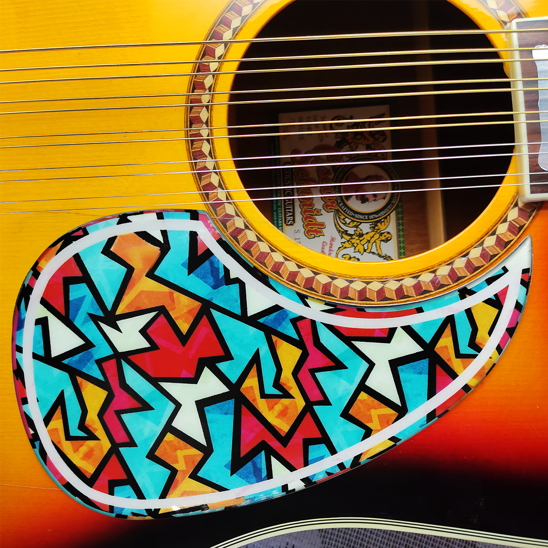 Protector de Guitarra Golpeador Pickguard EM autoadhesivo para guitarra acústica y clásica contra rayaduras y desgaste.