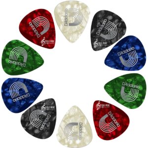 Paq De 10 Plumillas Daddario de celuloide con forma estándar para mejor comodidad y control en guitarra 1CAP2-10 1CAP4-10