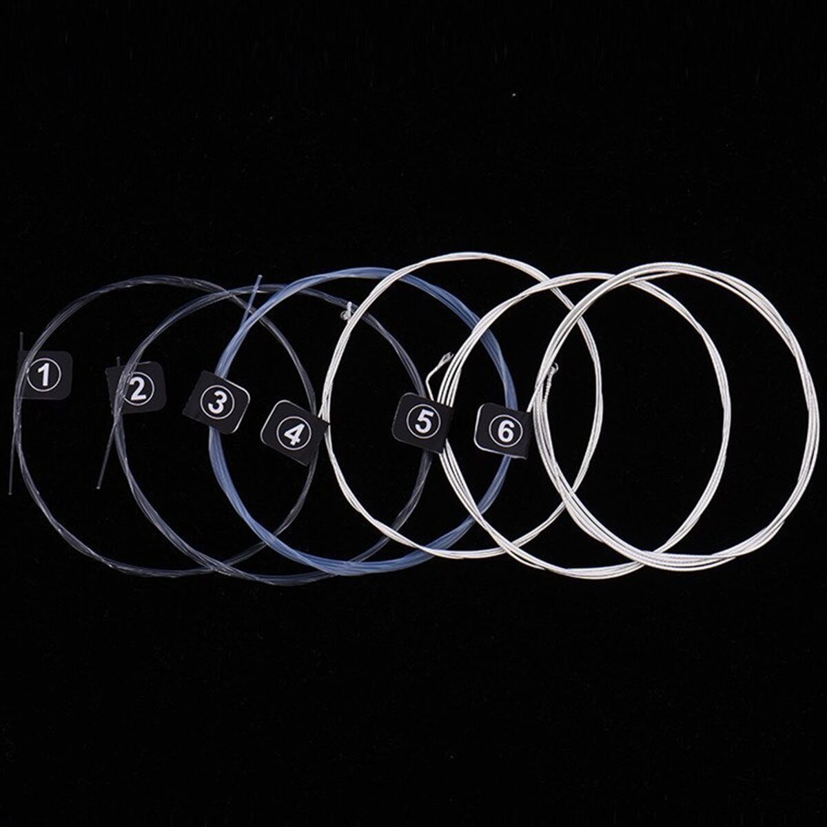 Cuerdas De Guitarra Clasica Nylon Orphee NX35 calibre 028-045 para guitarra clásica con tensión alta Hard Tension y sonido equilibrado.
