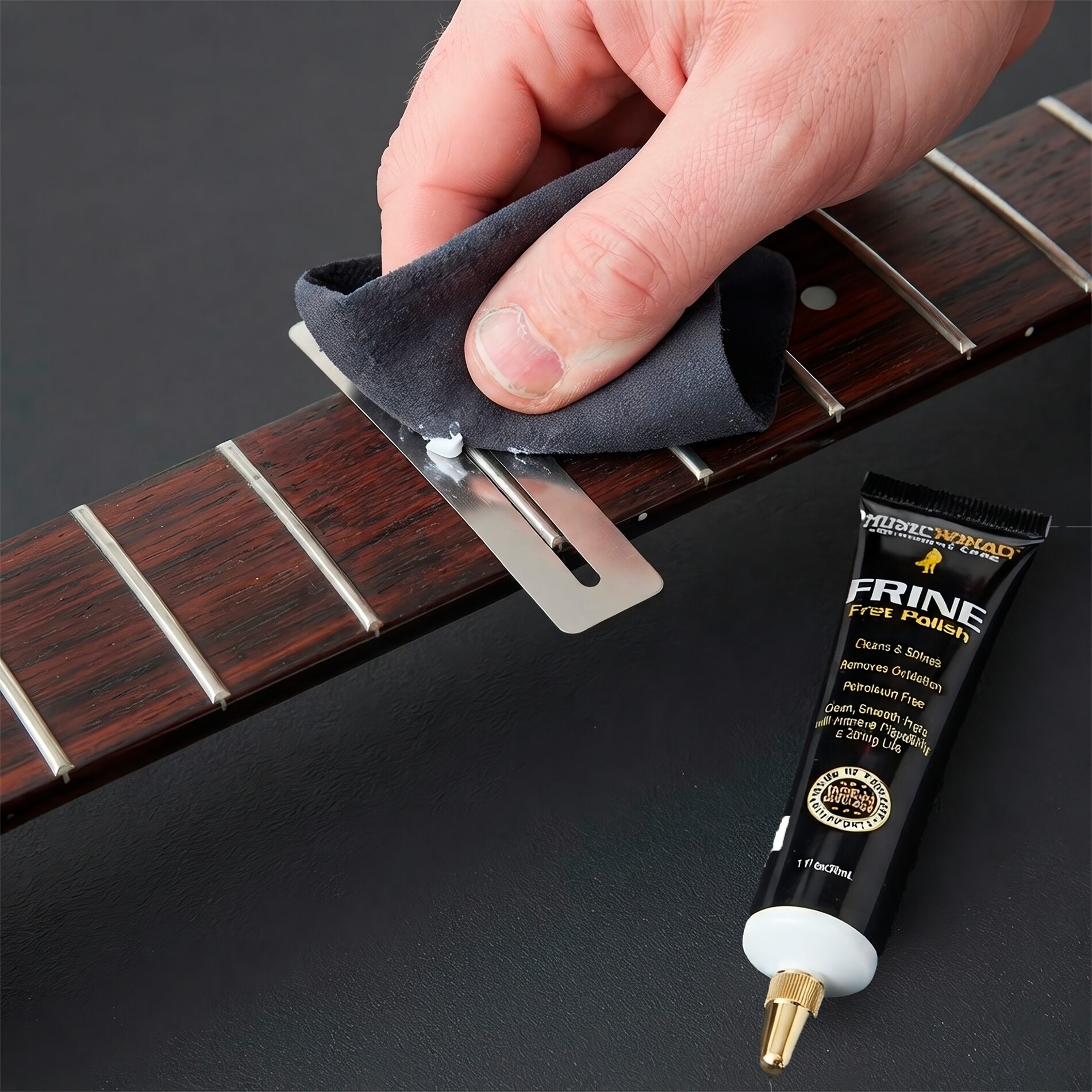 Limpiador de Trastes Guitarra MN104 Music Nomad Fret Polish de 30 ml para limpiar y abrillantar trastes